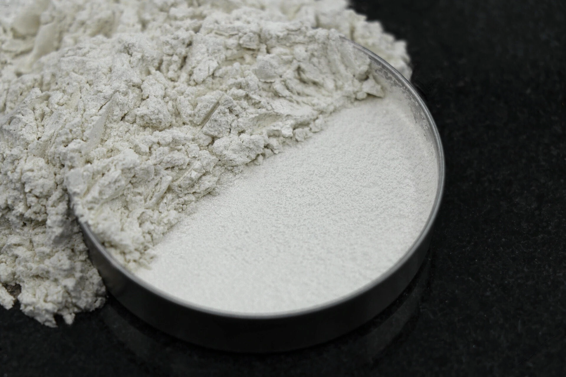 پیگمنت های سفید صدفی