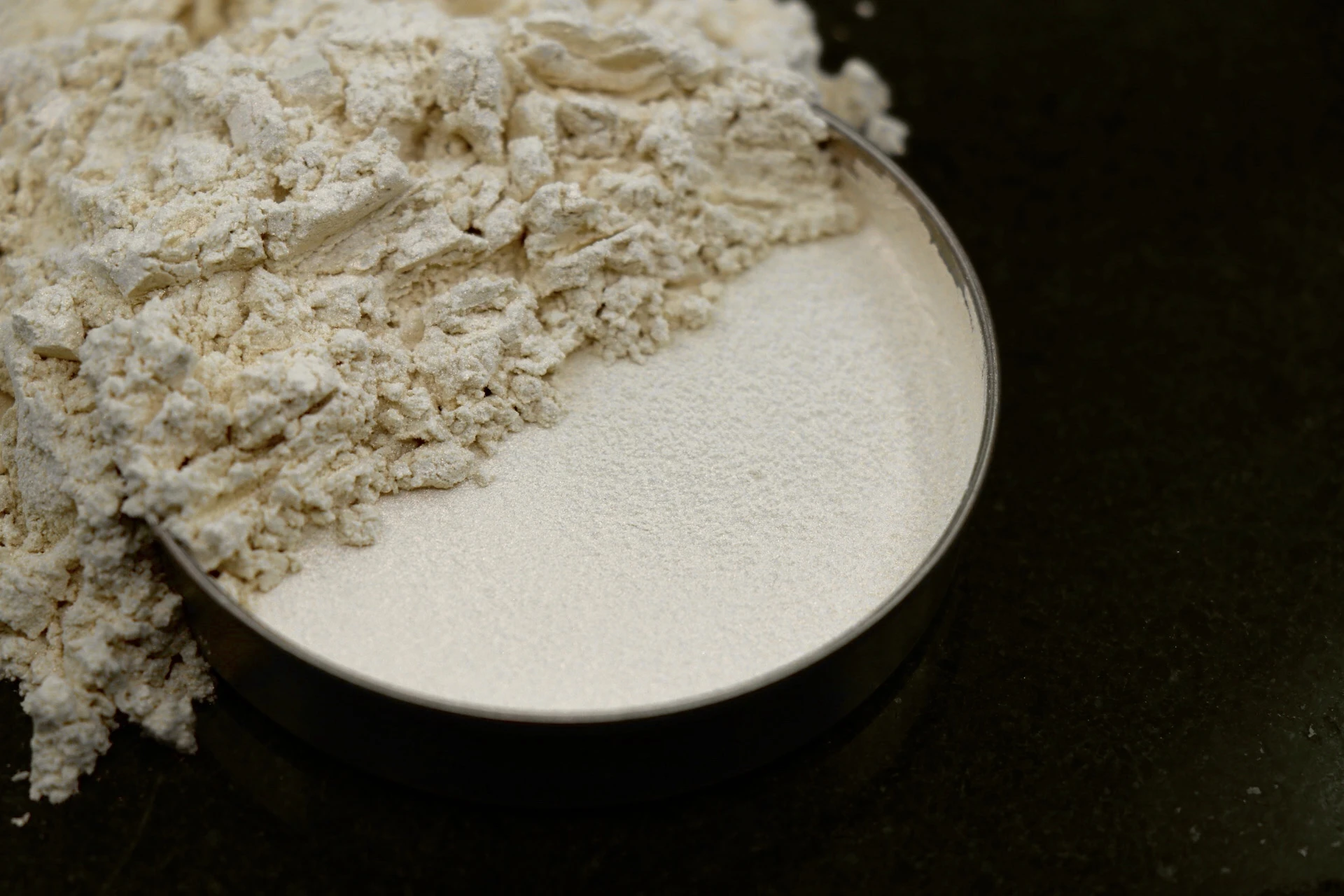 پیگمنت های سفید صدفی