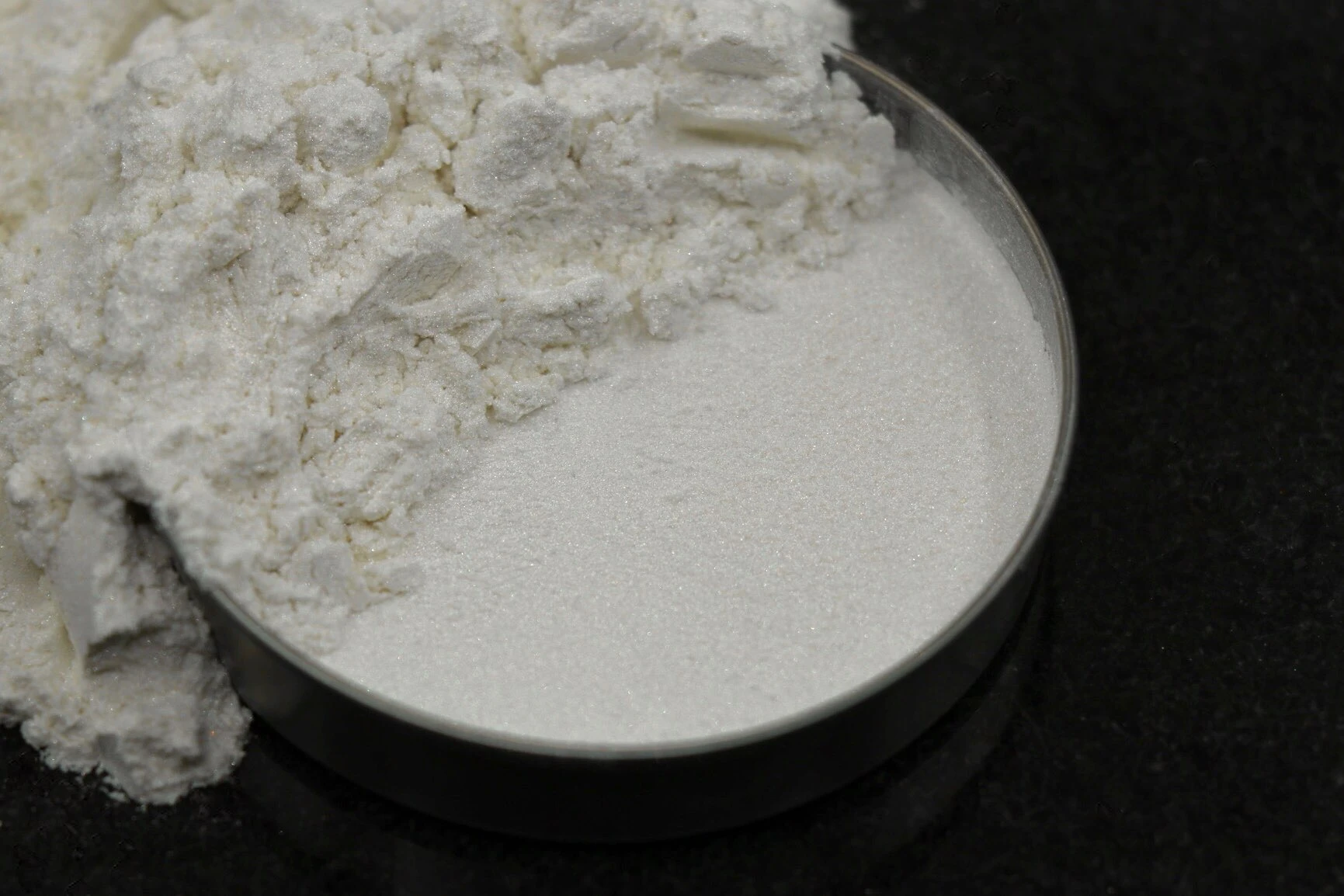 پیگمنت های سفید صدفی