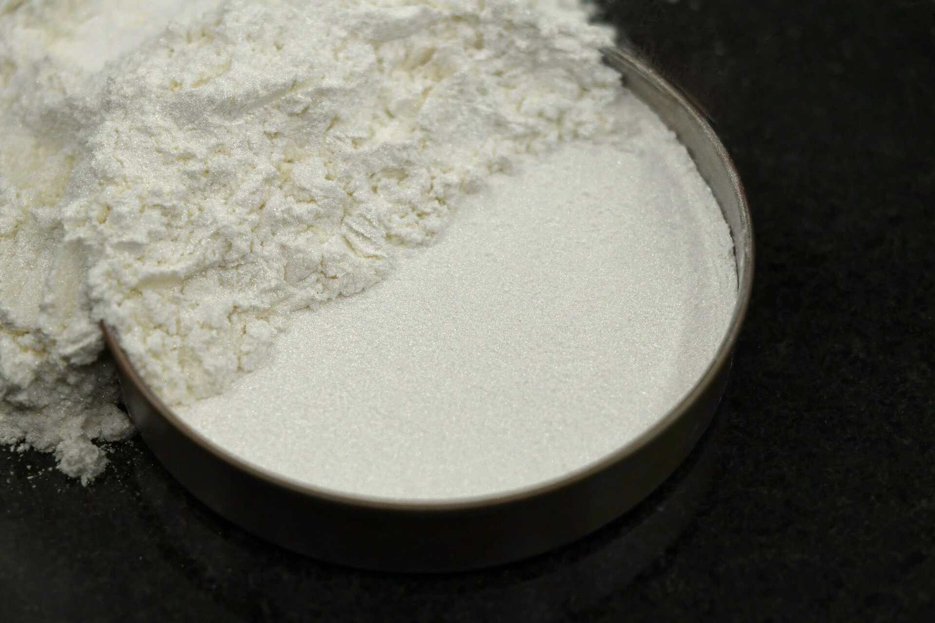 پیگمنت های سفید صدفی